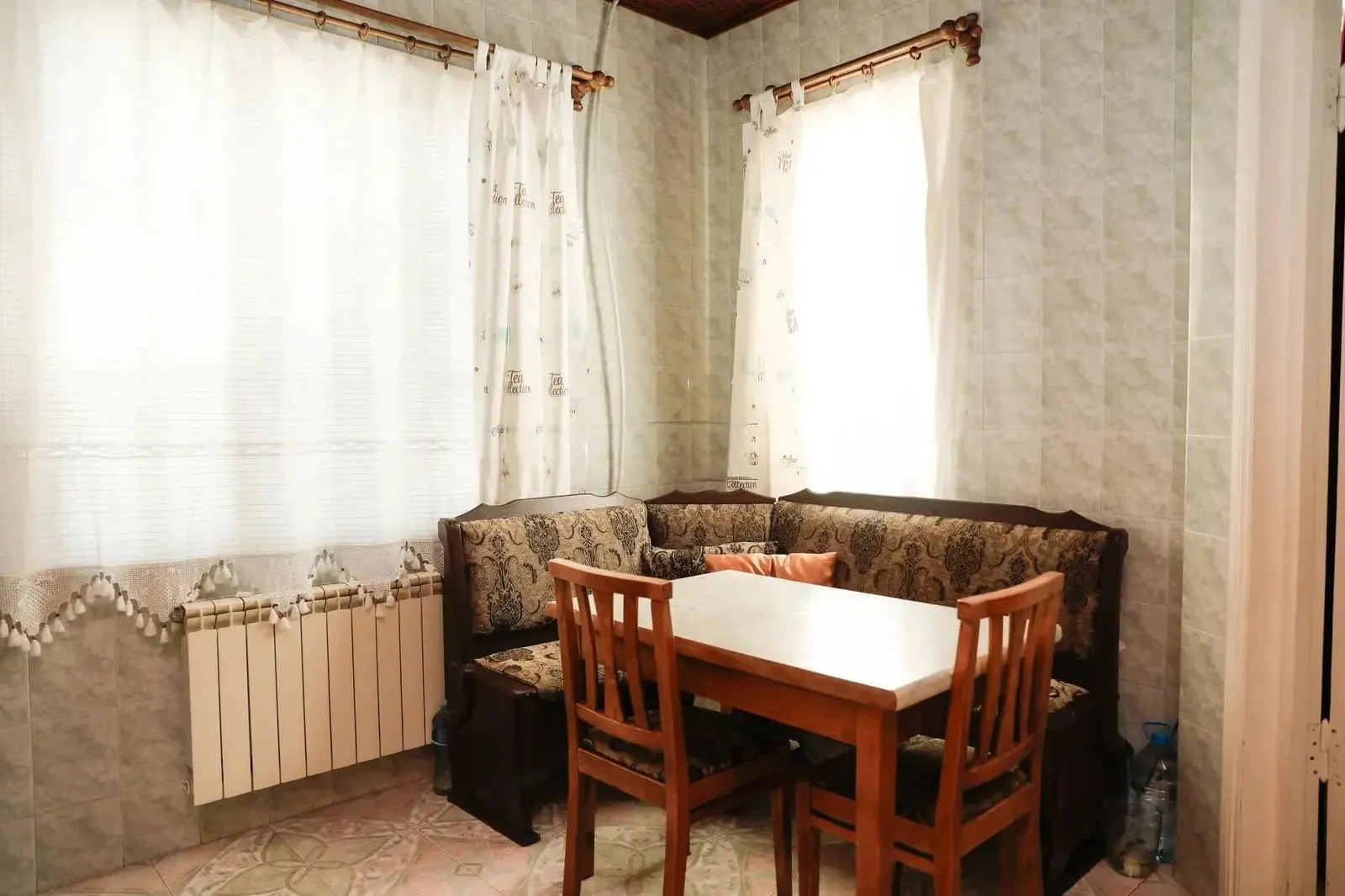 Дом, 5-комн., 257 м²