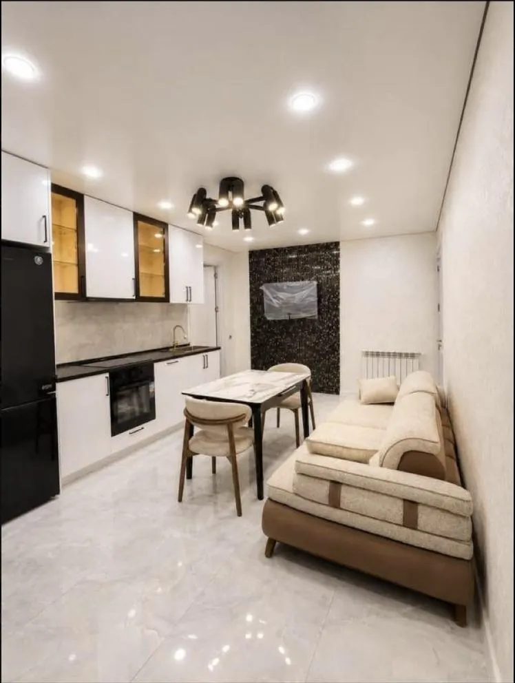Квартира, 3-комн., 71 м², Batumi Beach Tower