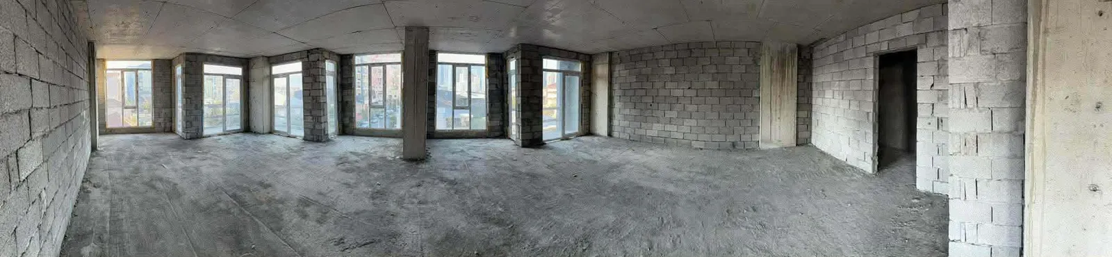 Квартира, 4-комн., 101 м², Peter Tchaikovsky St, 65