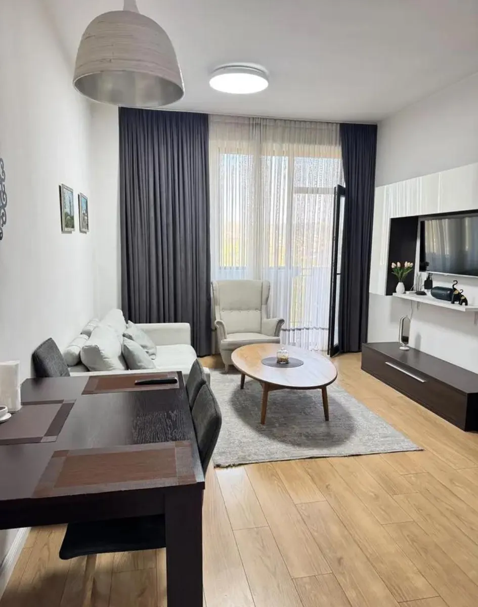 Квартира, 3-комн., 65 м²