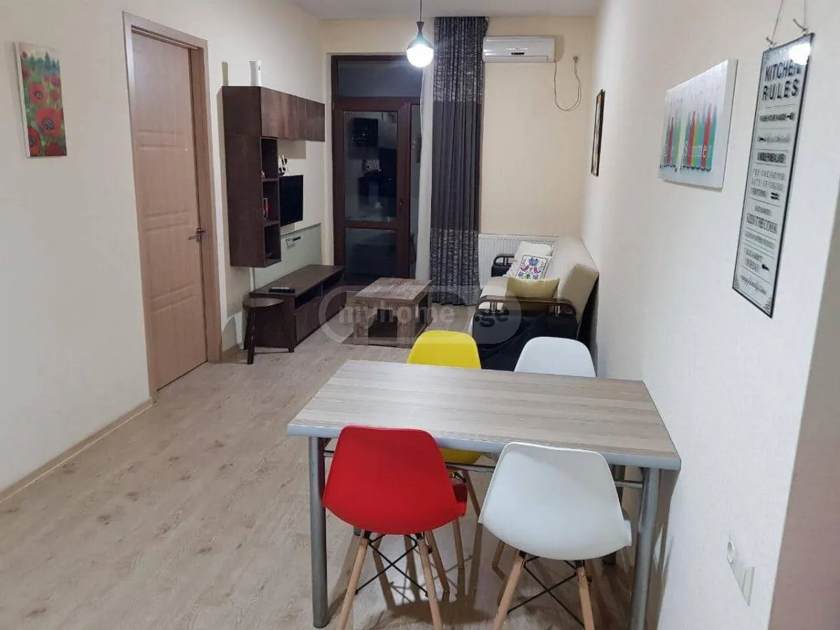 Квартира, 3-комн., 70 м²