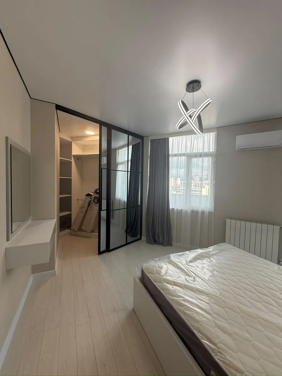 Квартира, 4-комн., 96 м², Nova 2012