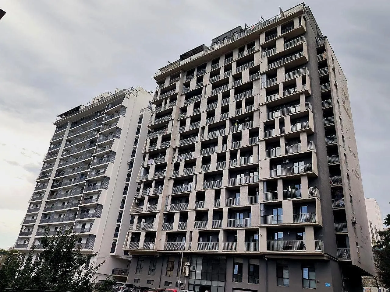 საცხოვრებელი კომპლექსი Anna Politkovskaya St, 12, 12a