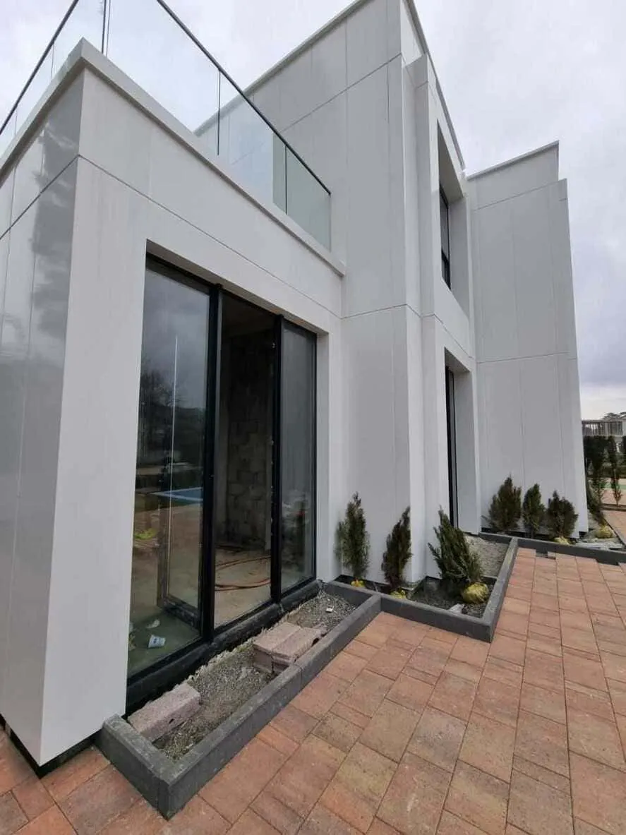 Villa, 260 m²