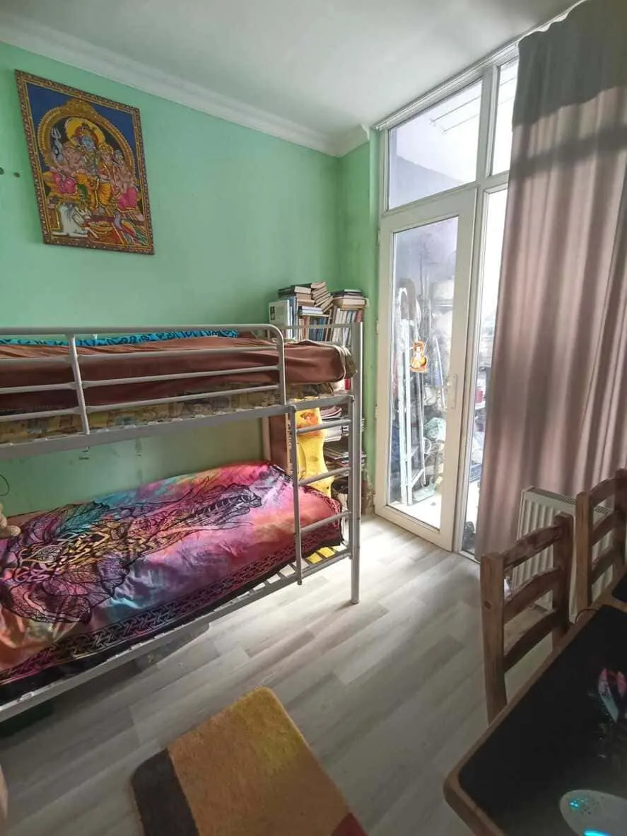 Apartment, 2-room, 69 m²