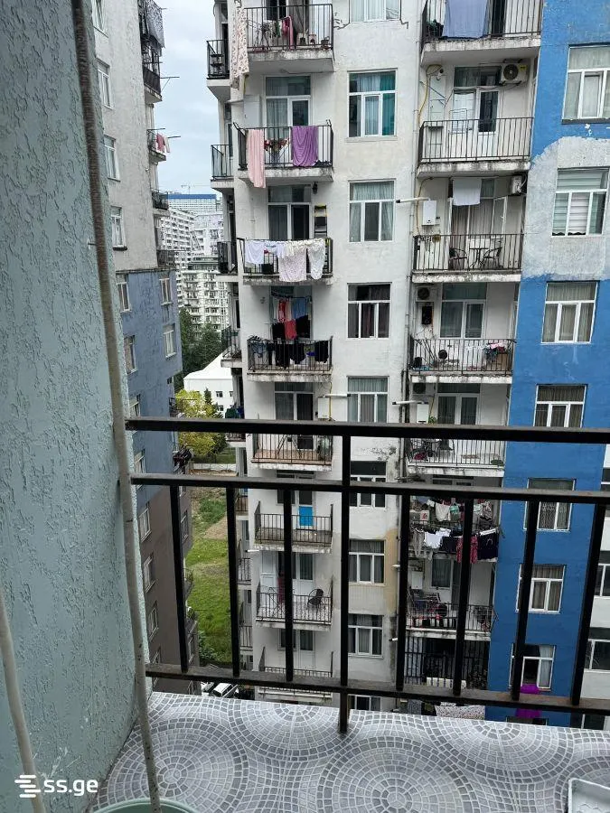Квартира, 3-комн., 56 м²