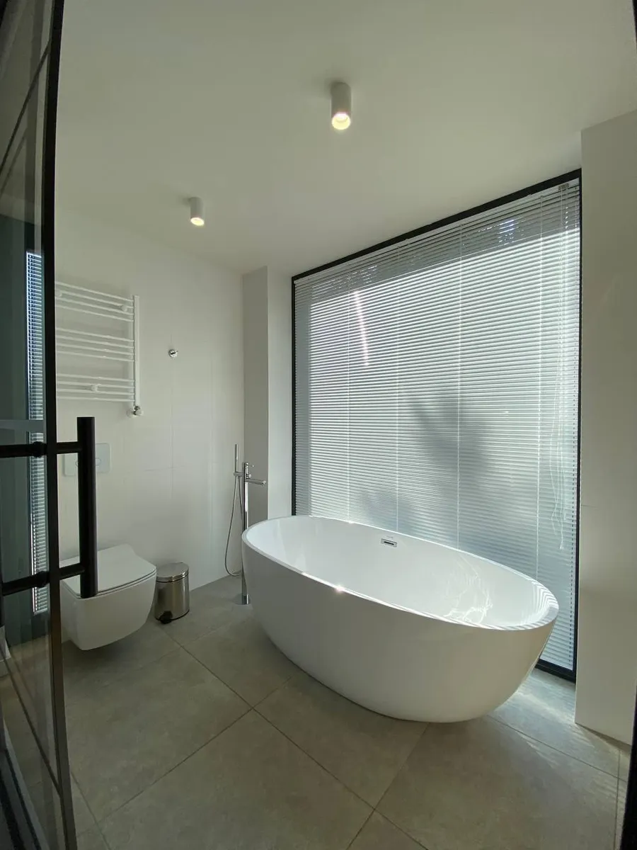 House, 4-room, 145 m²
