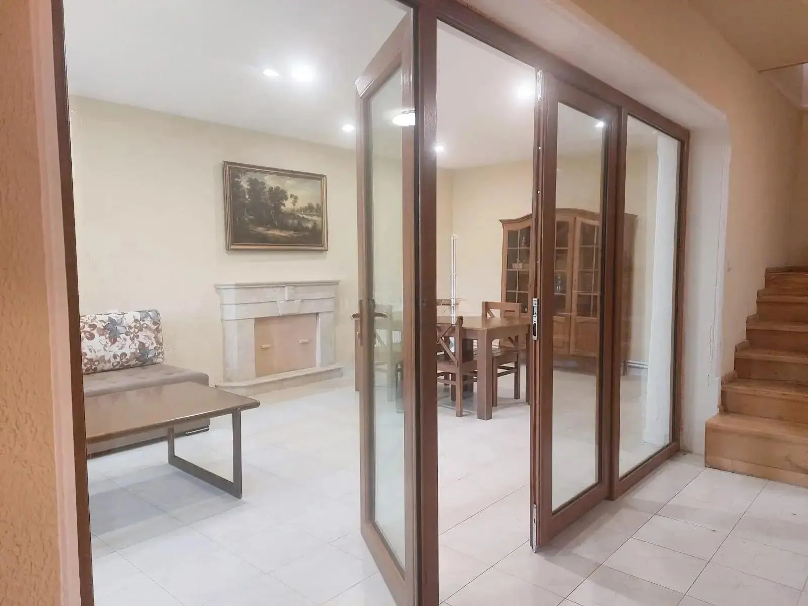 Дом, 7-комн., 350 м²