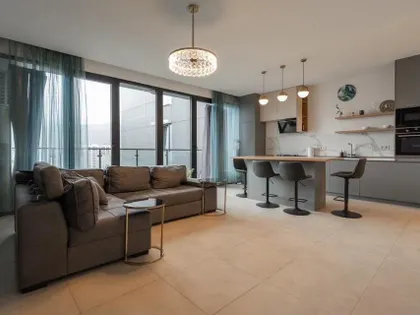 Квартира, студия, 92 м²