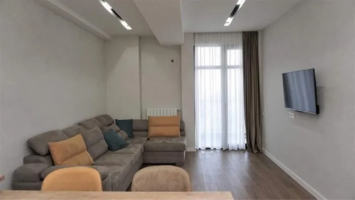Apartment, 3-room, 81 m²