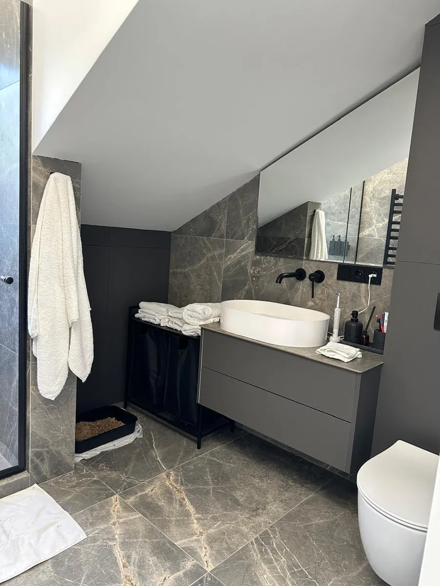 Дом, 4-комн., 220 м²