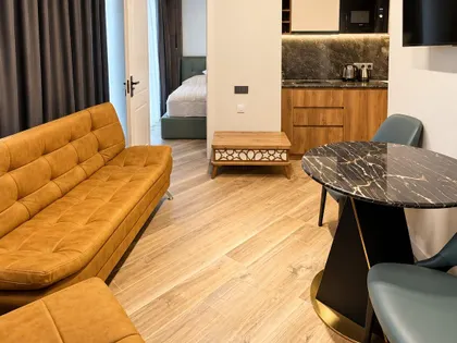 Квартира, 3-комн., 55 м²