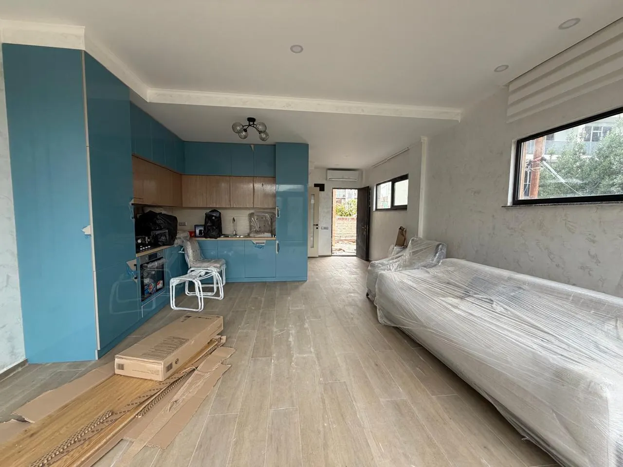 House, 5-room, 225 m²