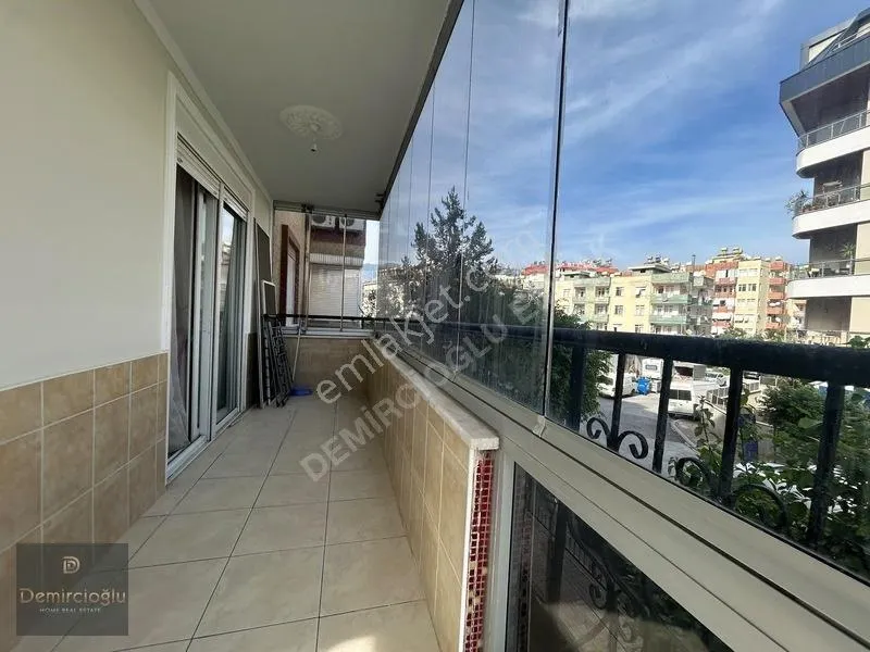 Apartment, 3-room, 120 m²