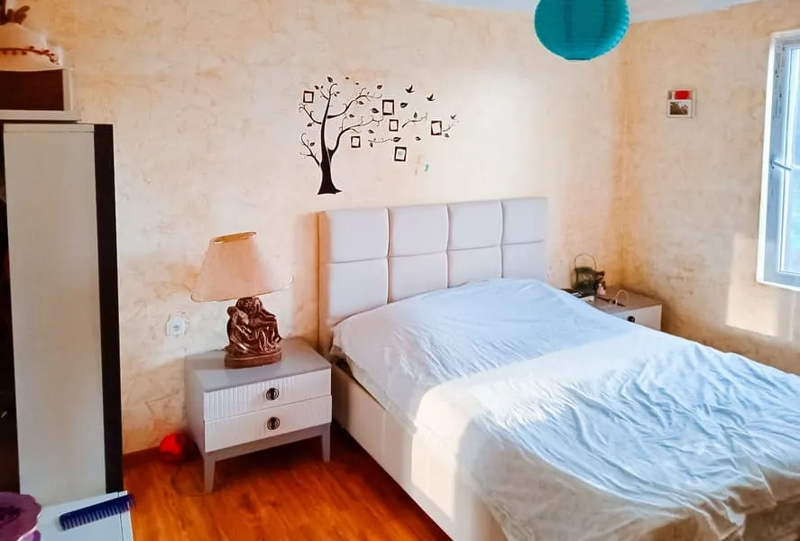 Дом, 7-комн., 272 м²