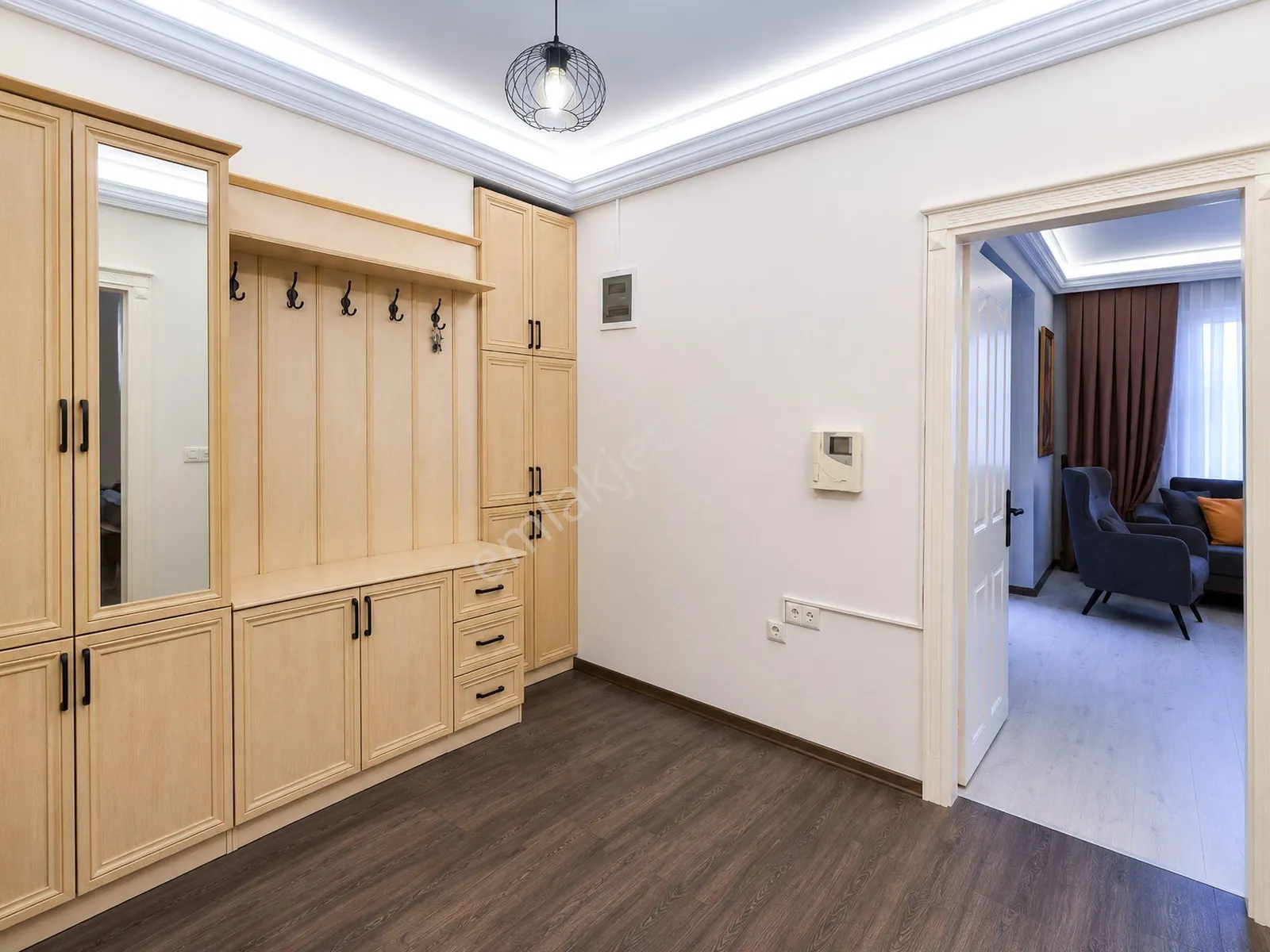 Apartment, 3-room, 120 m²