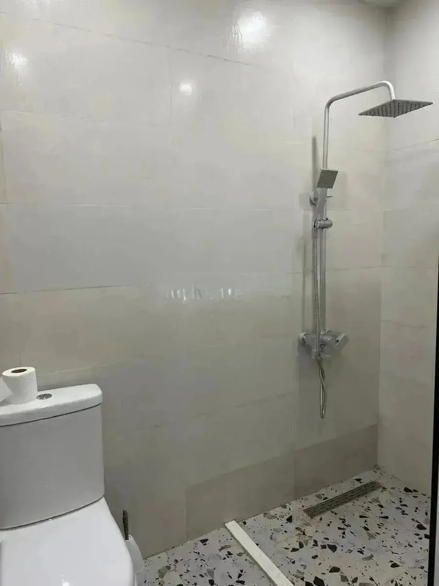 Apartment, 2-room, 45 m², Tornike Eristavi St, 1