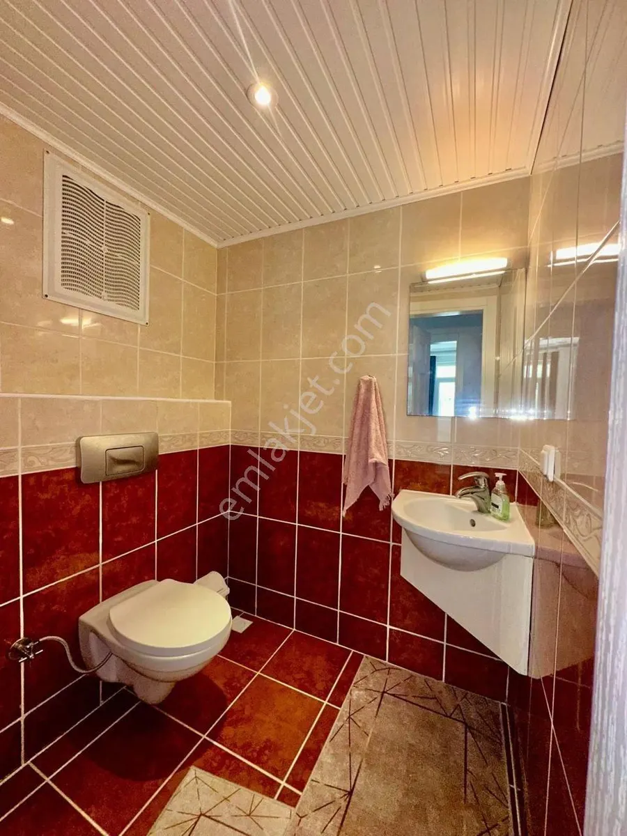 Apartment, 3-room, 130 m²