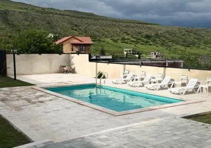 Дом, 5-комн., 700 м²