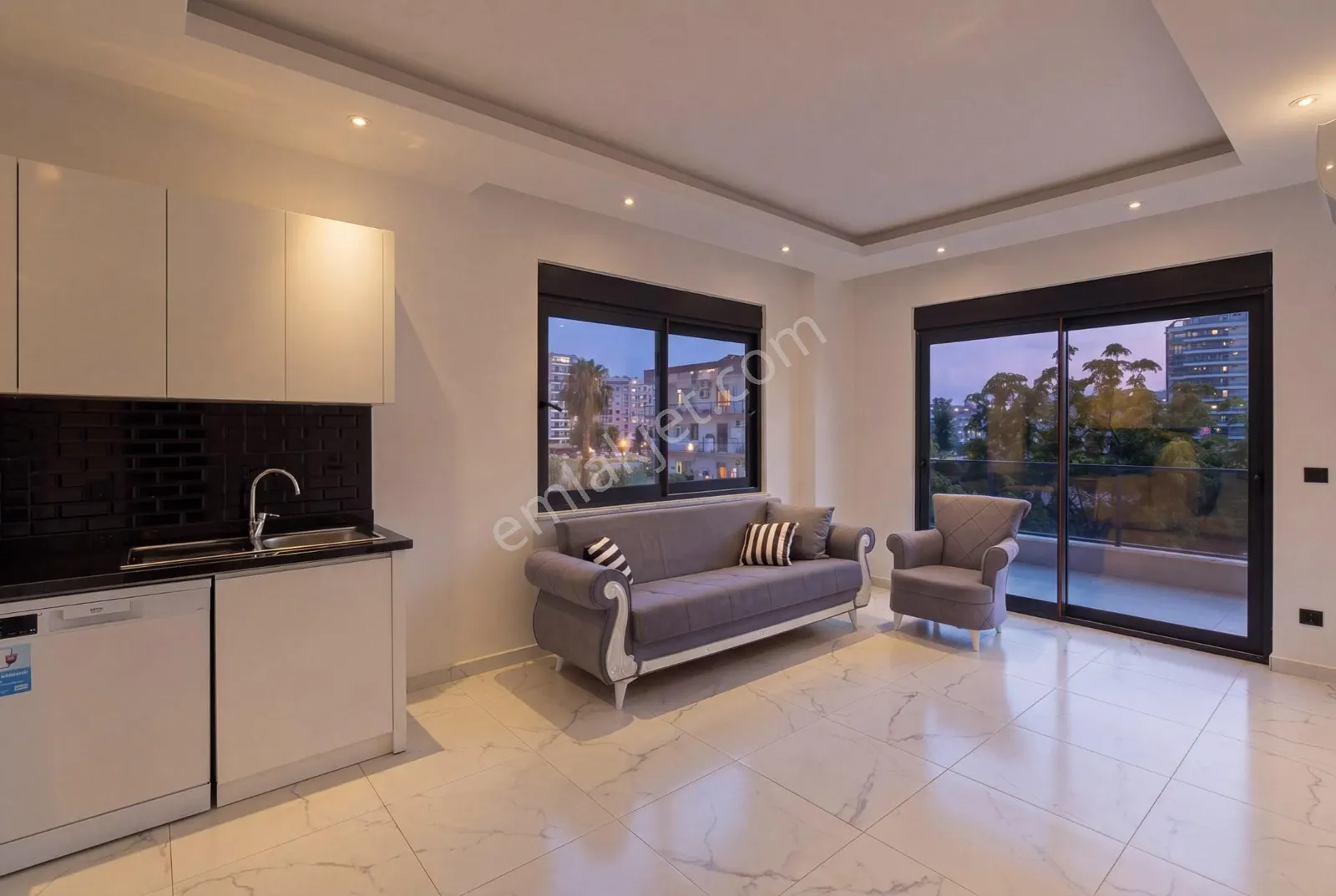 Apartment, 2-room, 55 m²