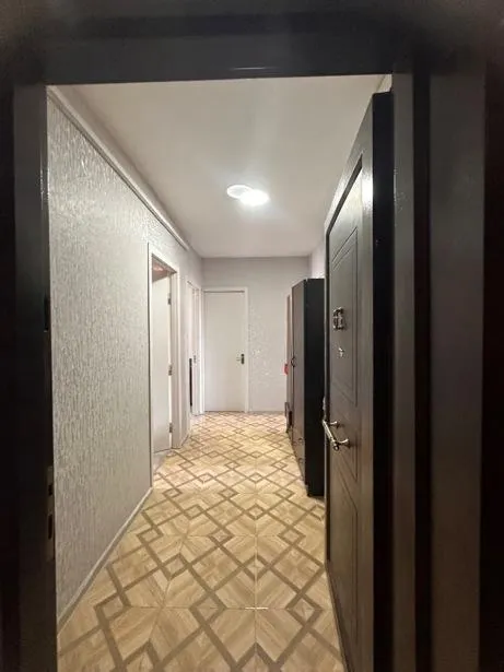 Квартира, 3-комн., 67 м², Dirsi