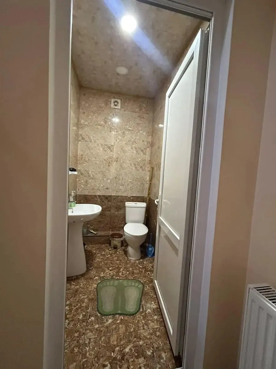 Дом, 6-комн., 220 м²