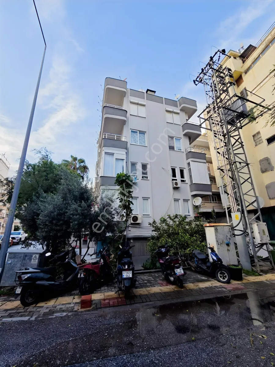 Apartment, 2-room, 60 m²
