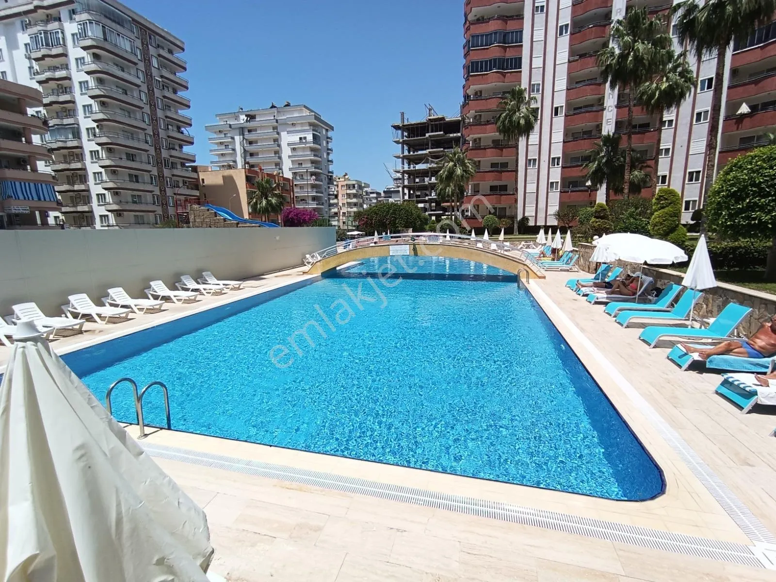 Apartment, 3-room, 135 m²