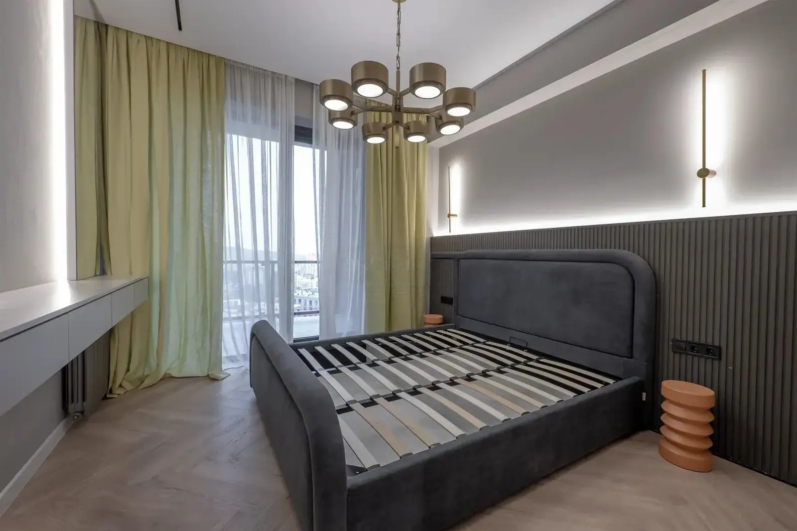 Квартира, 4-комн., 143 м²