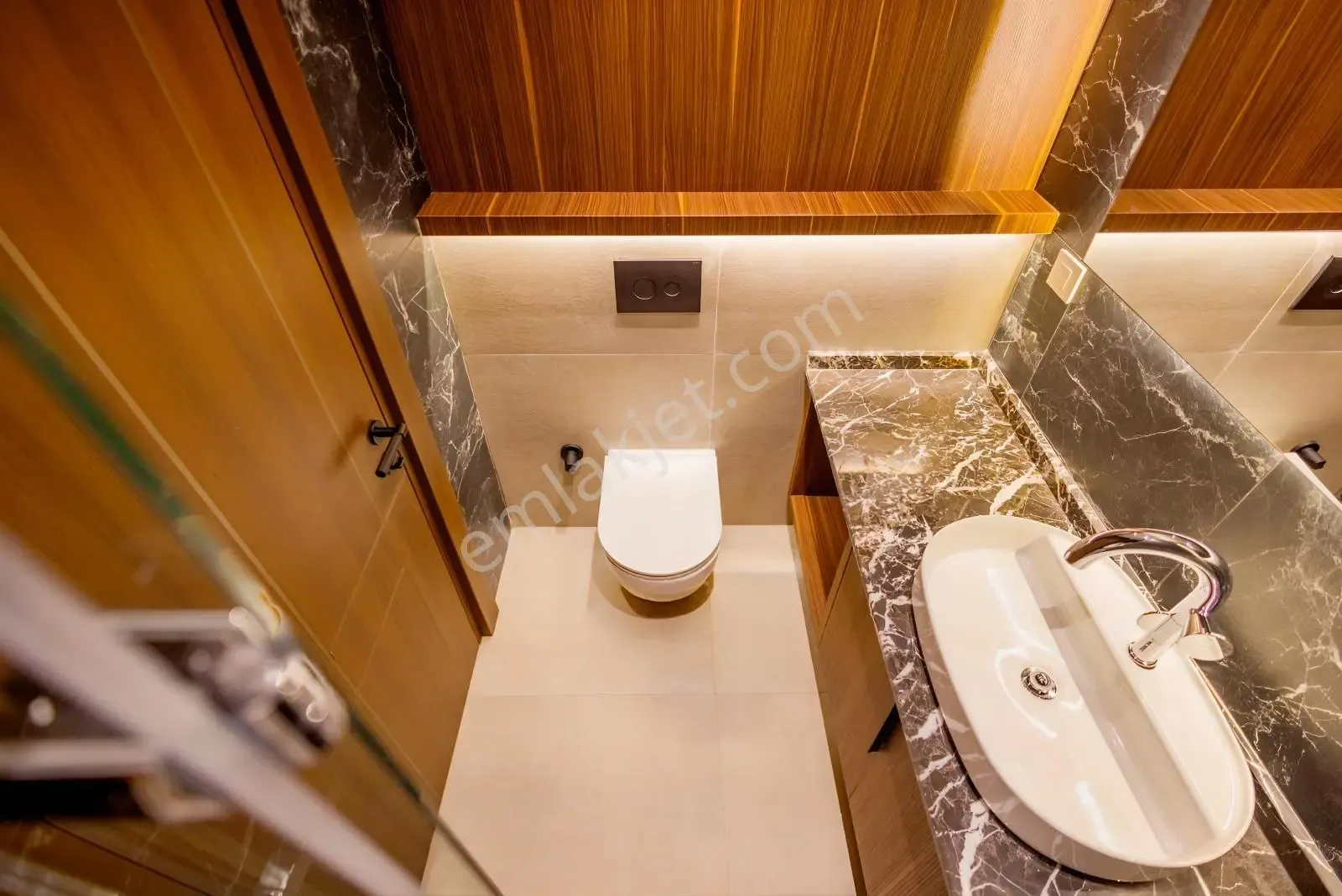 Apartment, 3-room, 85 m²