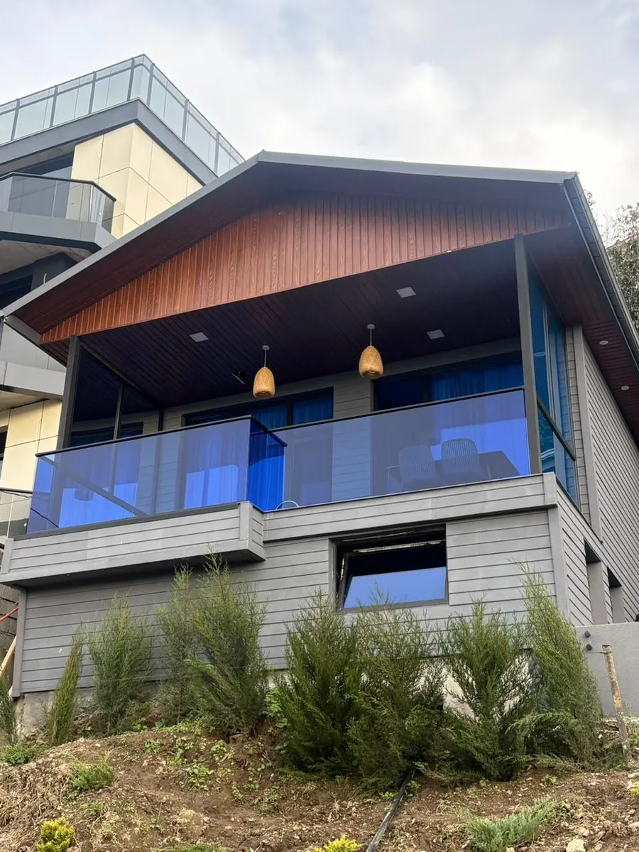 House, 2-room, 80 m²