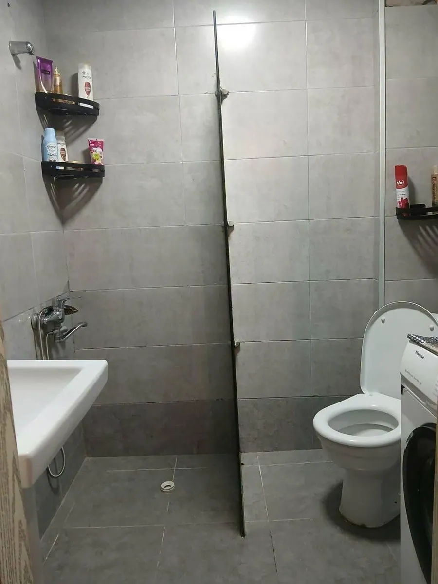 ბინა, 2-ოთახიანი, 37 მ², Tbel Abuseridze St, 49-51