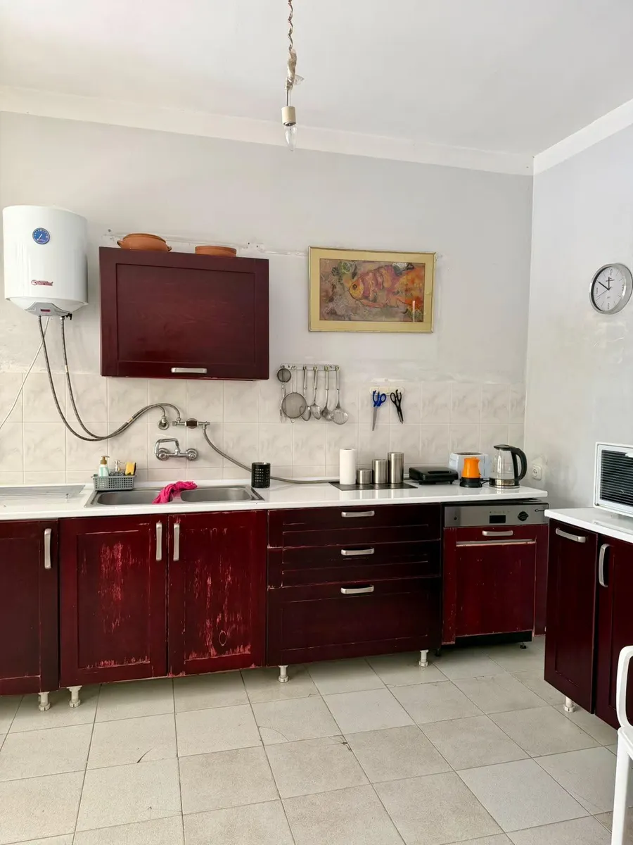 Дом, 5-комн., 400 м²