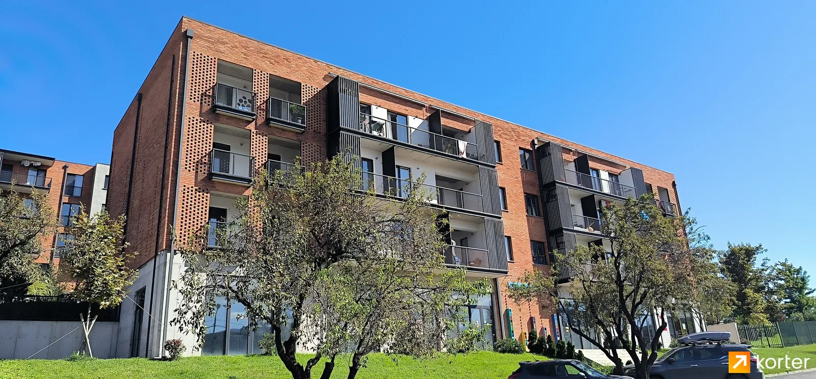 Lisi House residential complex