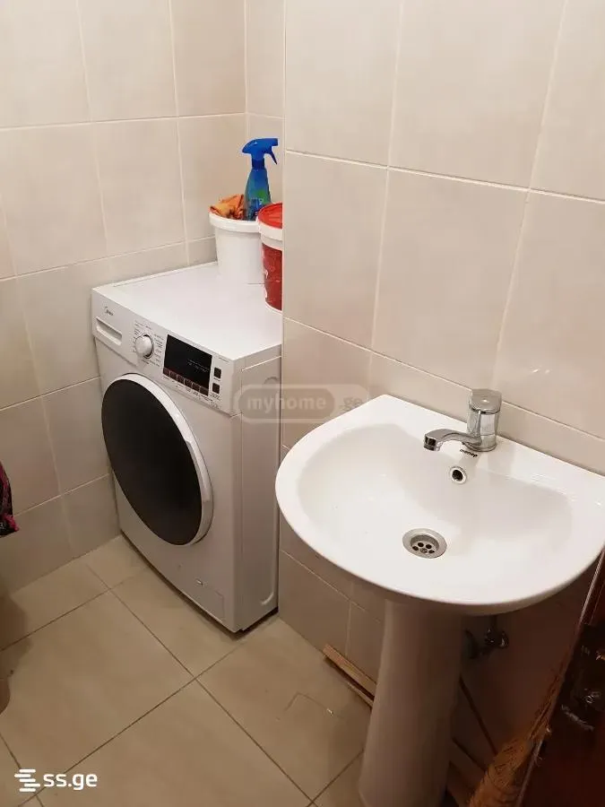 Apartment, 3-room, 90 m²