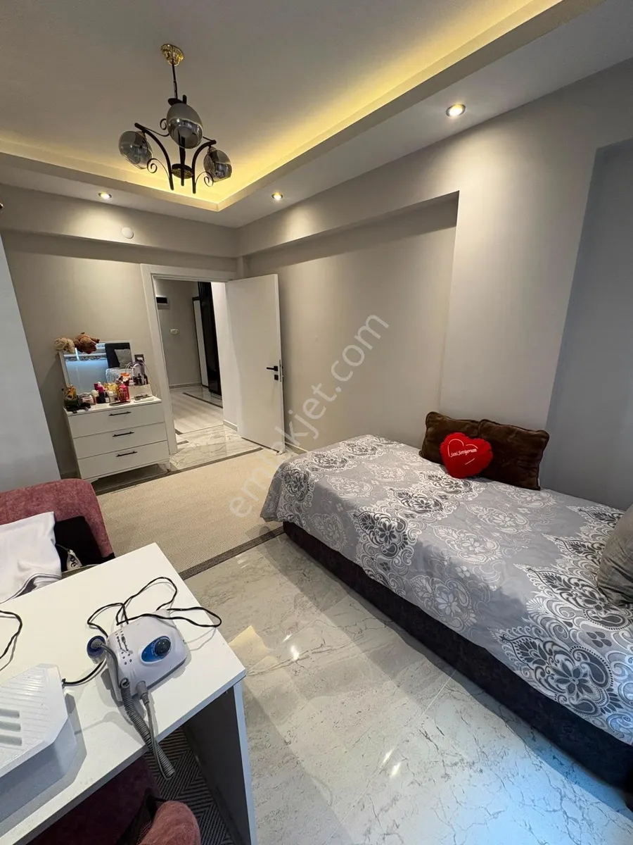 Apartment, 4-room, 140 m²