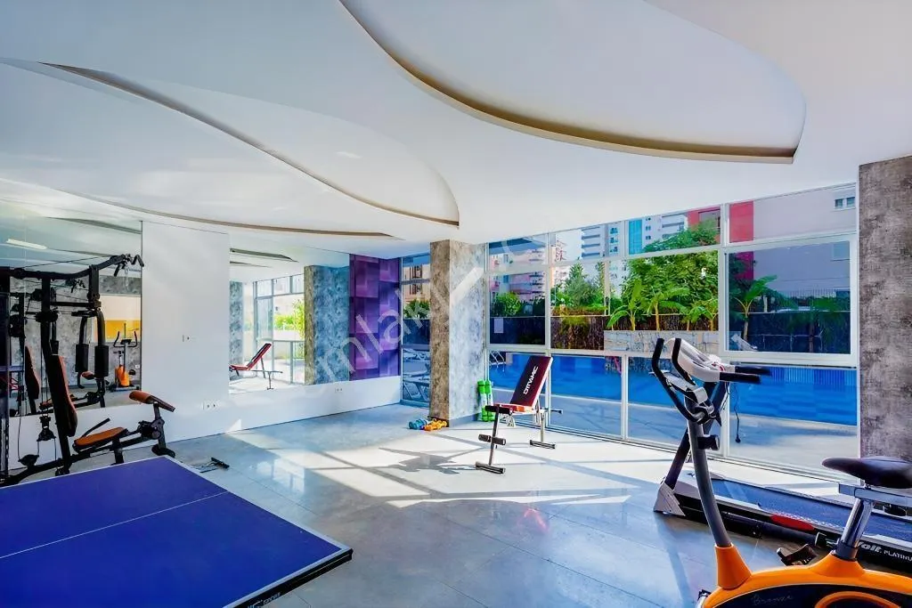 Apartment, 4-room, 200 m²