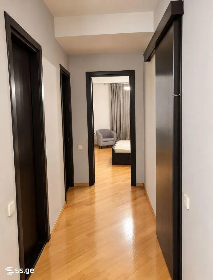 Apartment, 3-room, 115 m²