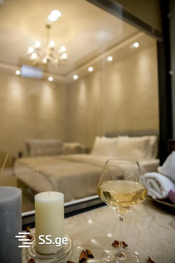 Квартира, 3-комн., 100 м²