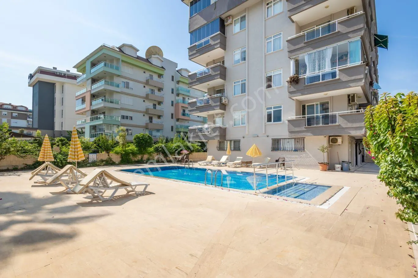 Apartment, 2-room, 60 m²