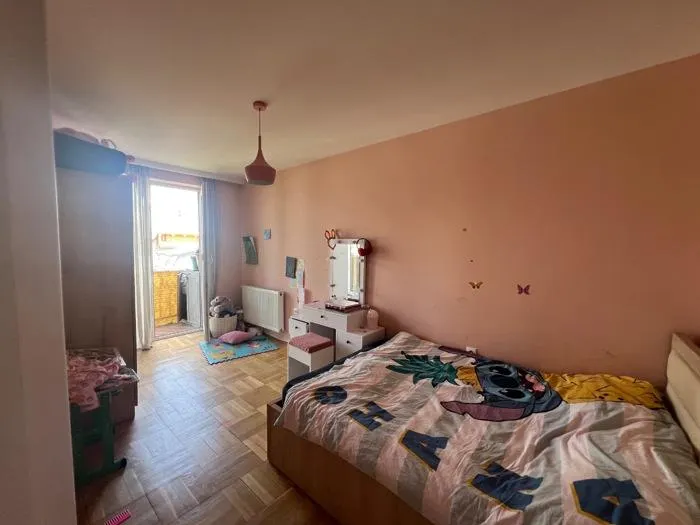 Квартира, 4-комн., 137 м²