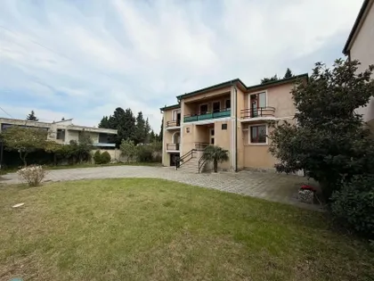 House, 10-room, 550 m²