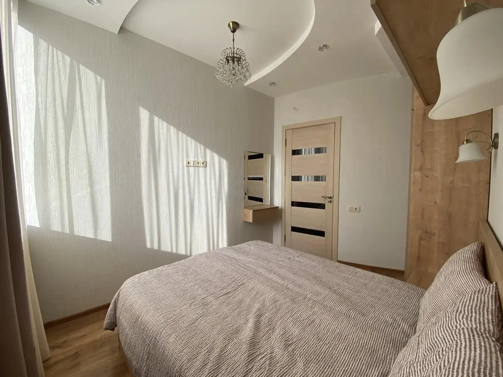 Дом, 10-комн., 420 м²