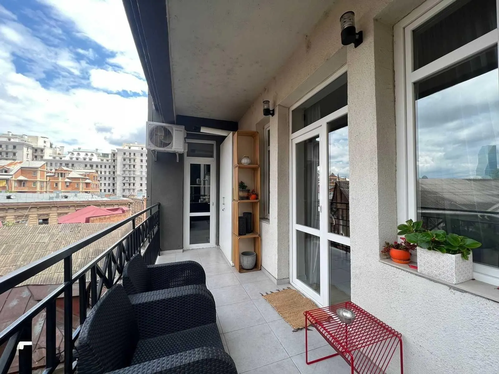 Apartment, 3-room, 110 m²