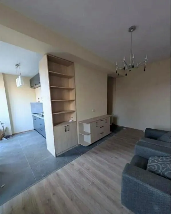 Квартира, 3-комн., 67 м²