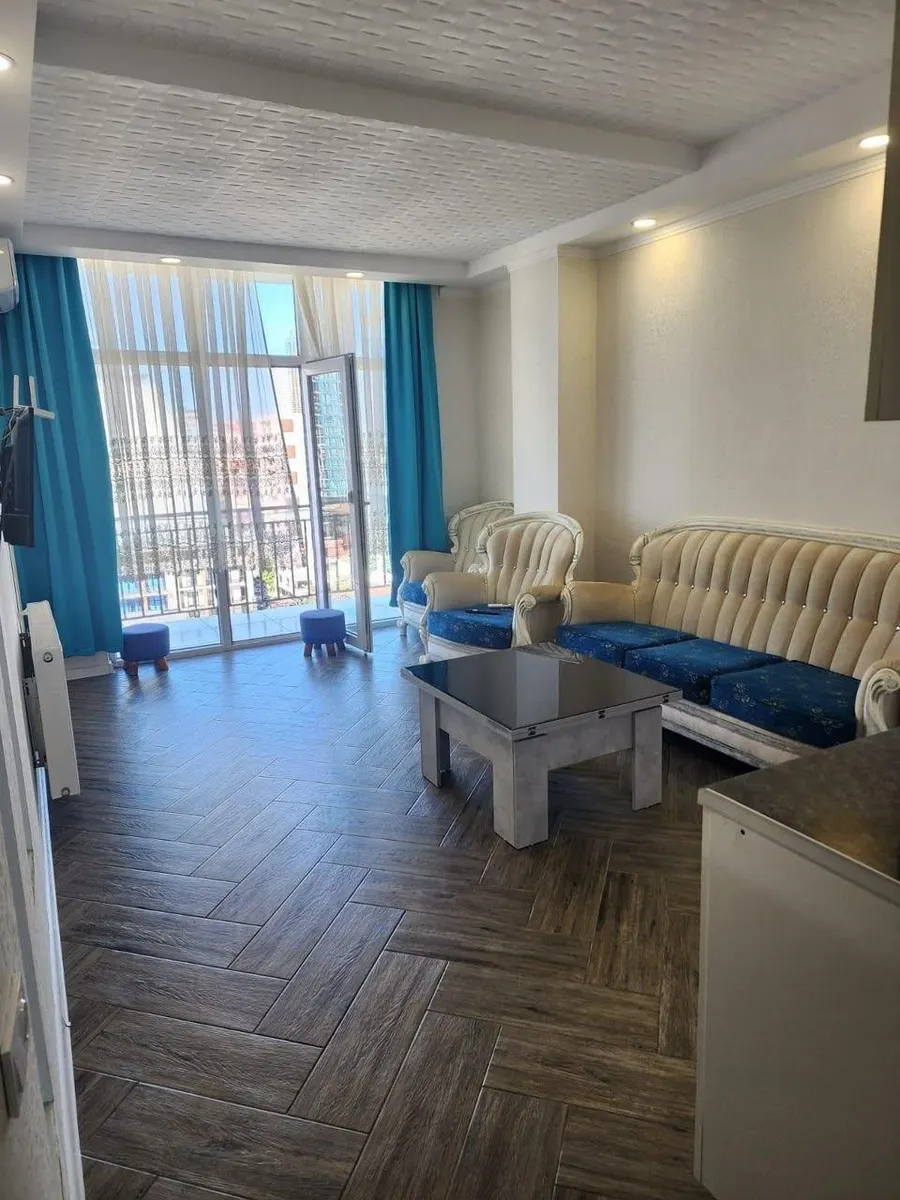 Квартира, 3-комн., 60 м², Giorgi Brtskinvale St, 86