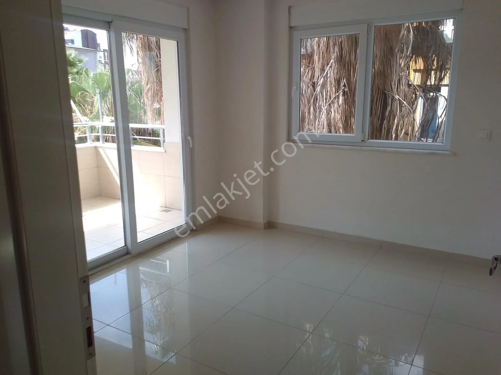 Apartment, 3-room, 120 m²