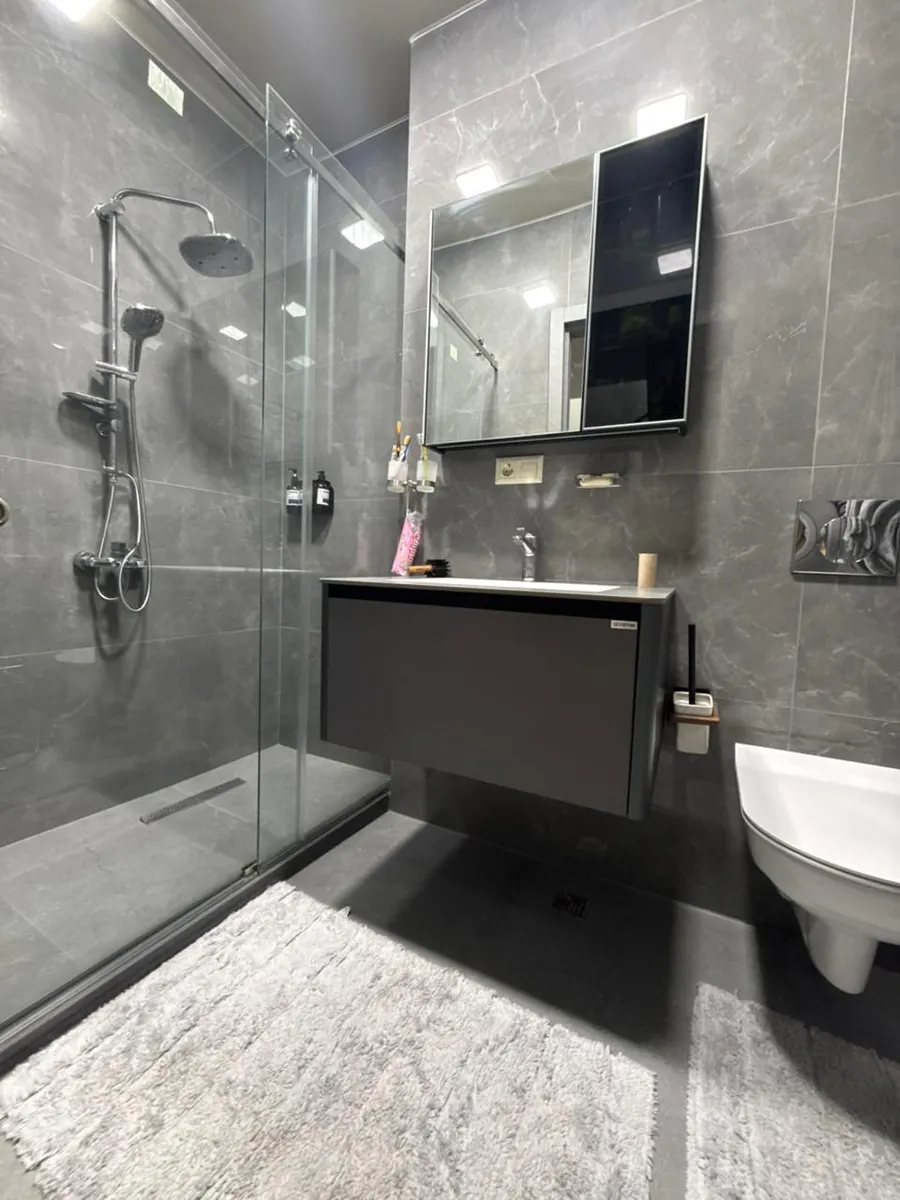 House, 4-room, 140 m²