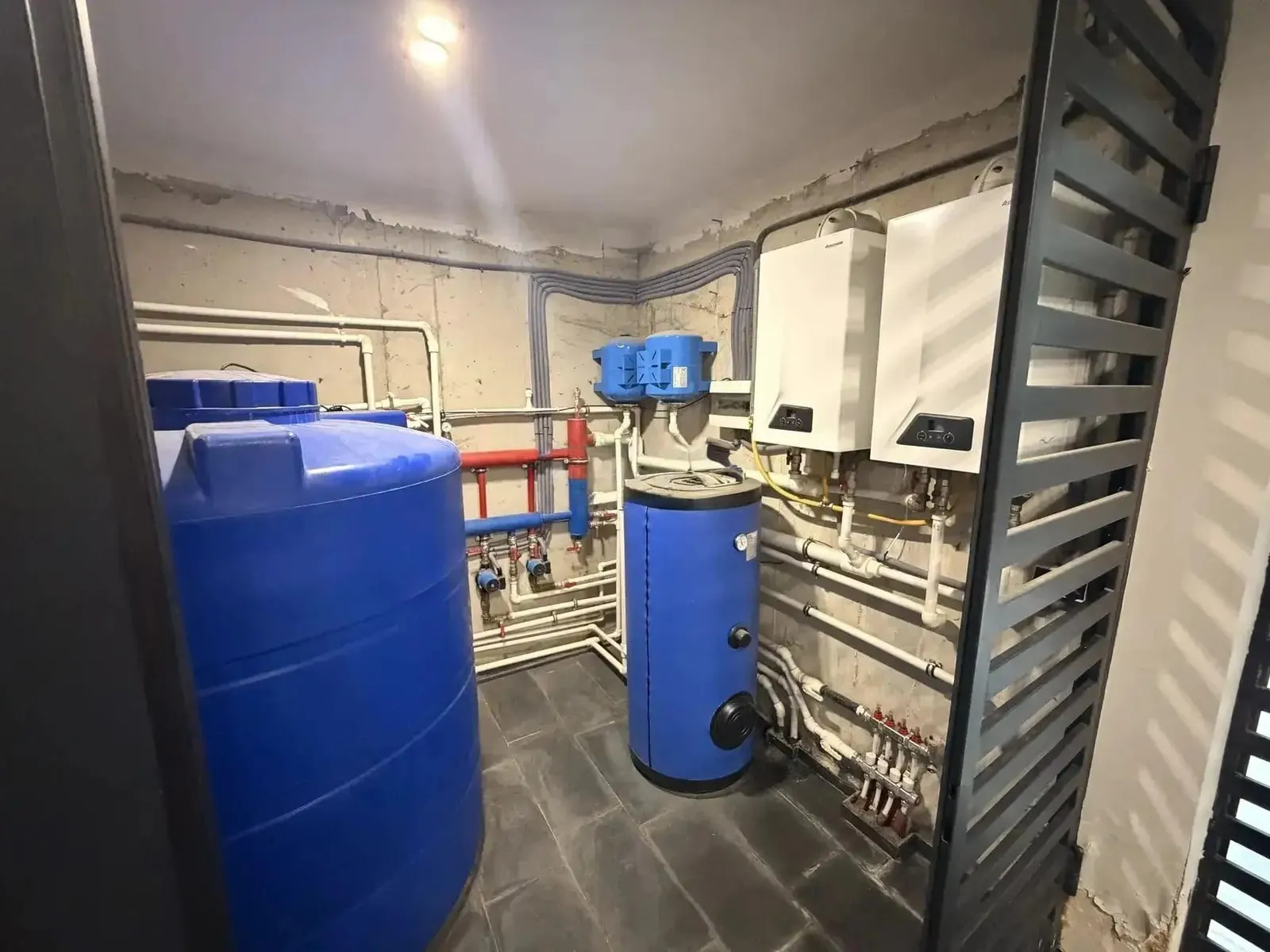 Дом, 6-комн., 355 м²