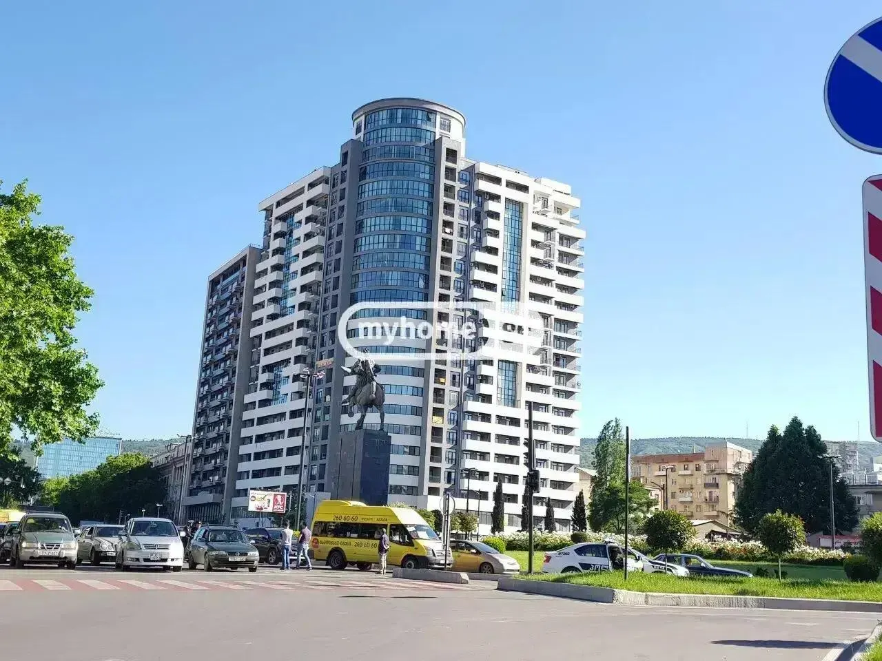 Квартира, 3-комн., 70 м²